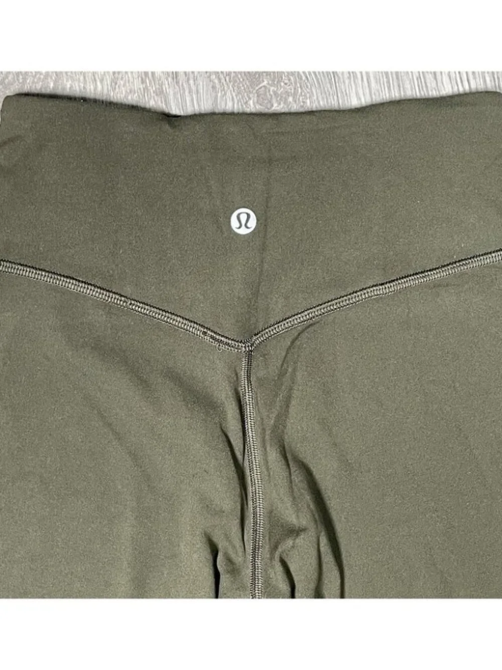 Lululemon Green Align High Rise Cropped Jogger Pants - Women Size 2